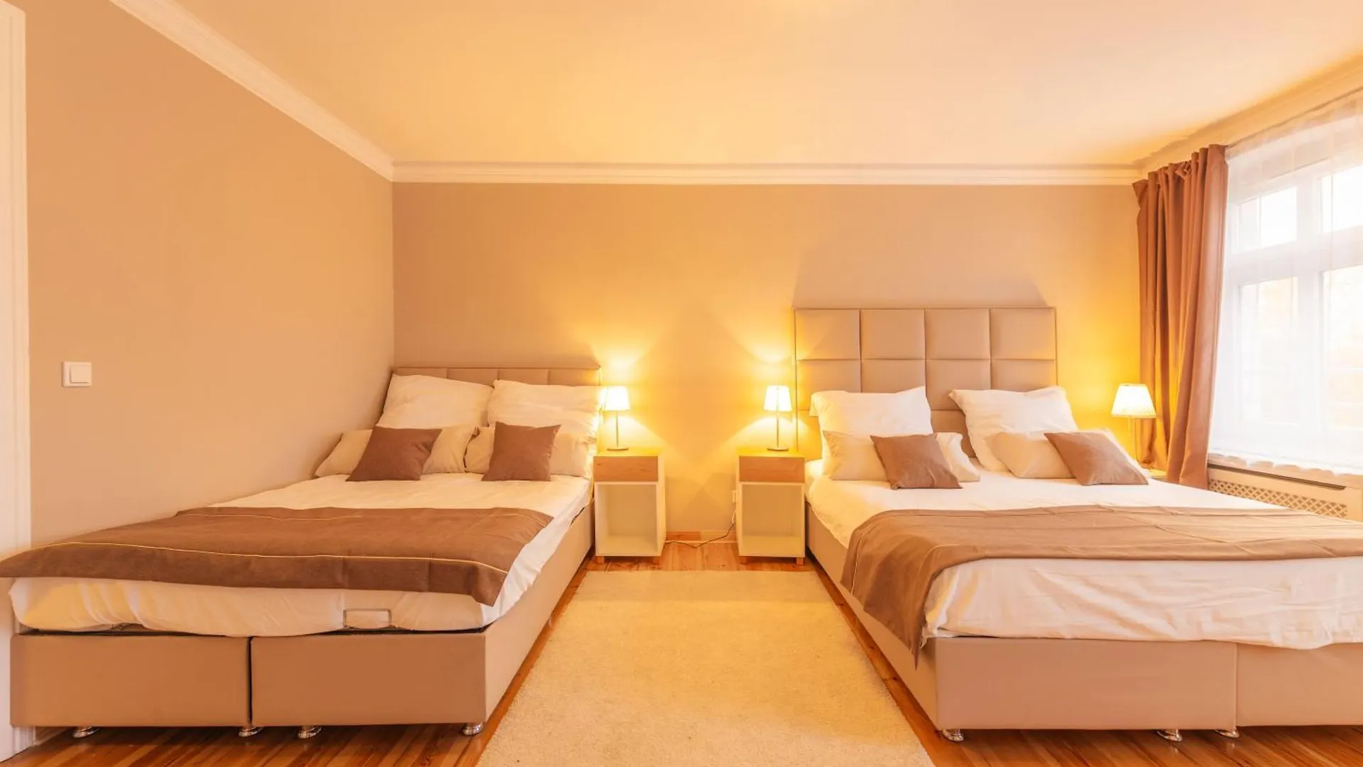 Lux Central Apartment Berlin Germany