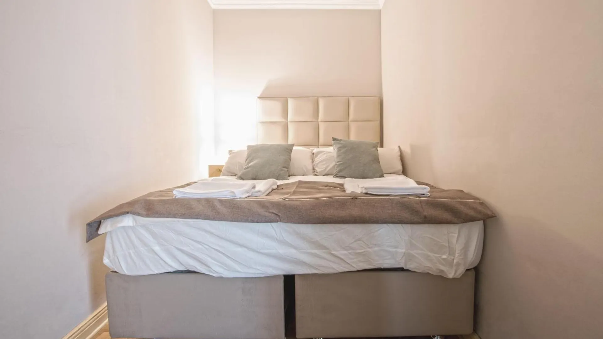Lux Central Apartment Berlin 0*,  Almanya