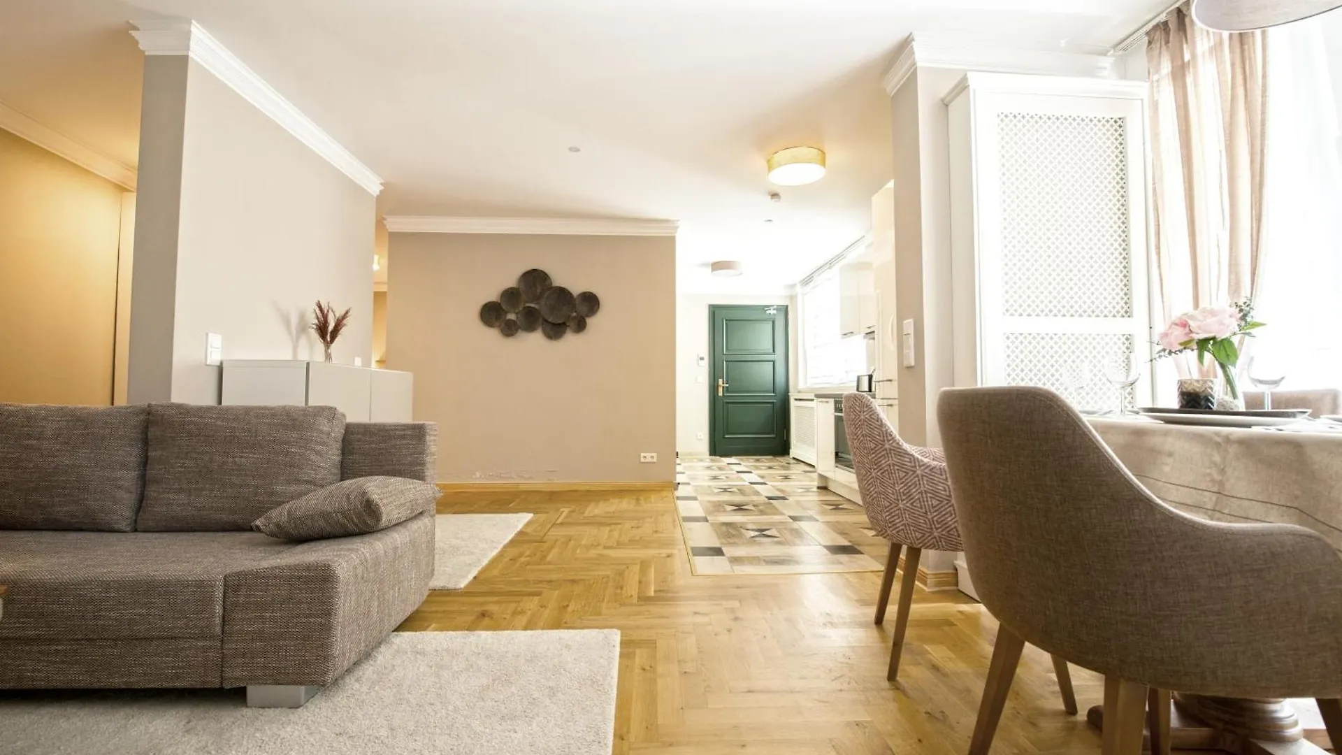 Lux Central Apartment Berlin 0*,  Germany